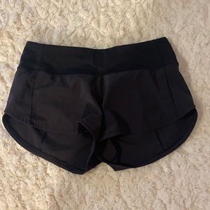 Lululemon size 2, 2.5 inch black speed up shorts